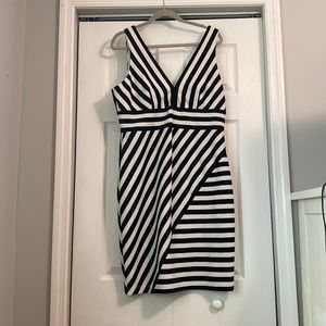 V neck stripe dress size 16